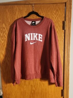 Women's Rust Color Nike Sweatshirt, Size 2x